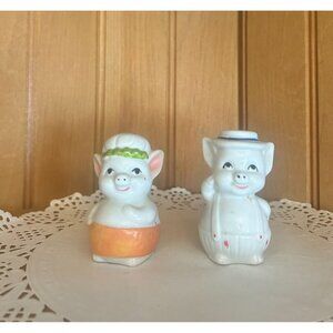 Vintage Anthropomorphic Pig Salt Pepper Shakers Set White Ceramic Top Hat Apron
